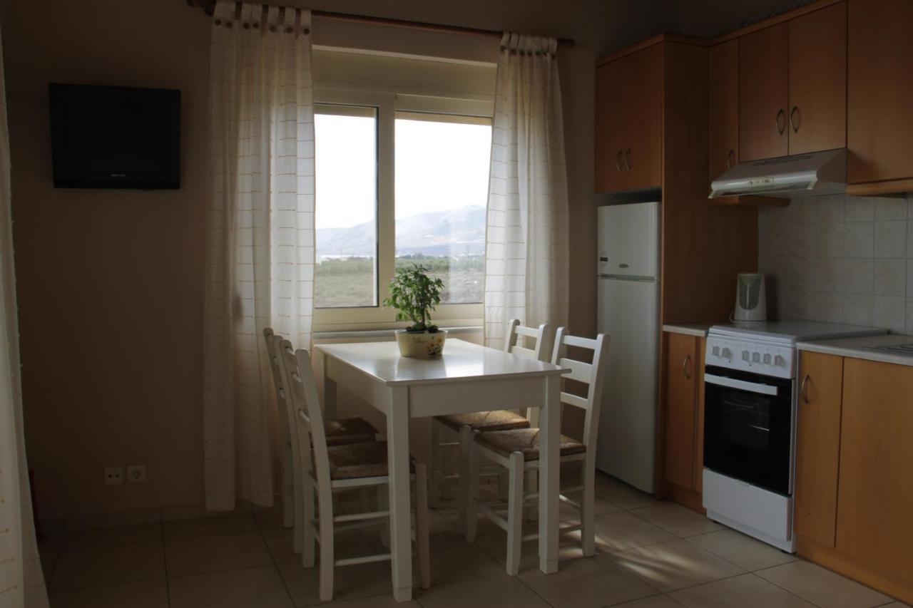 Argilos Apartments Frangocastelo Exterior photo